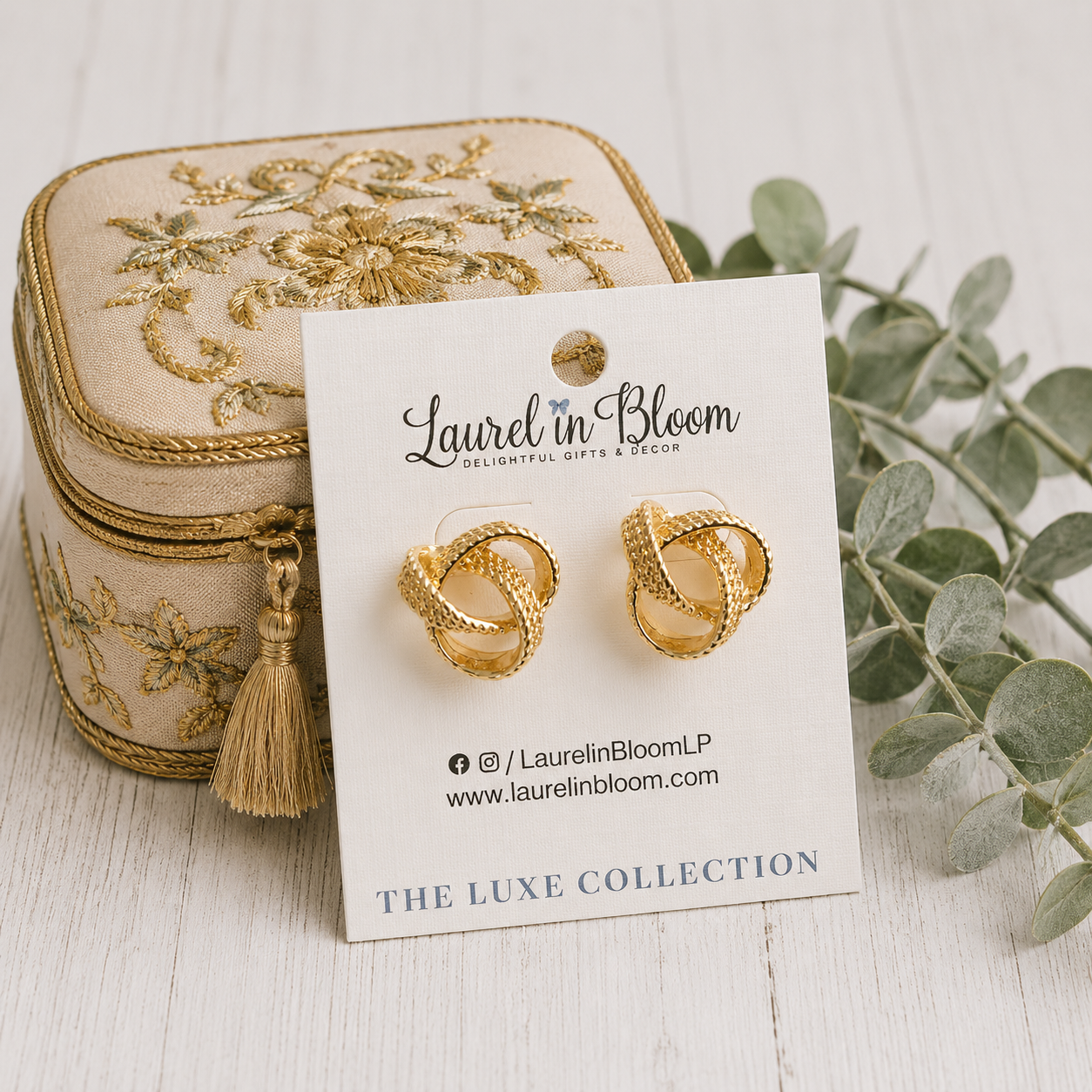Signature Rope Knot Studs