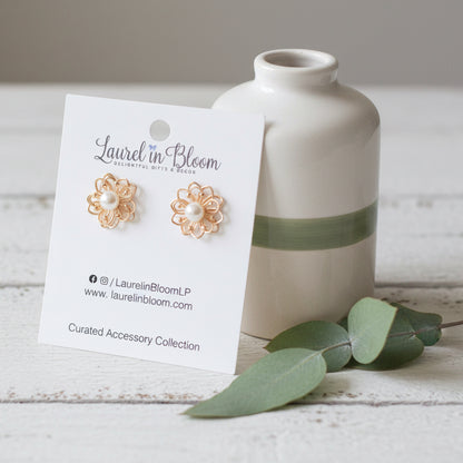 Double Layer Flora with Pearl Earrings