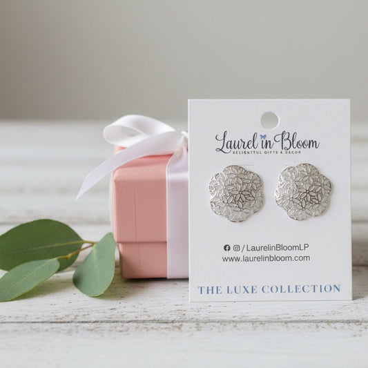 Lattice Petals Stud Earrings