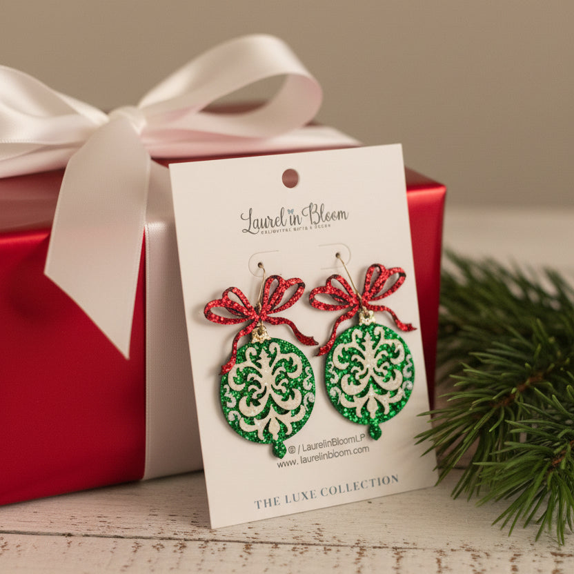 Vintage Noel Ornament Drops