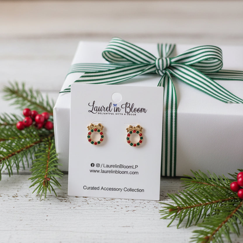 Petite Noel Wreath Studs